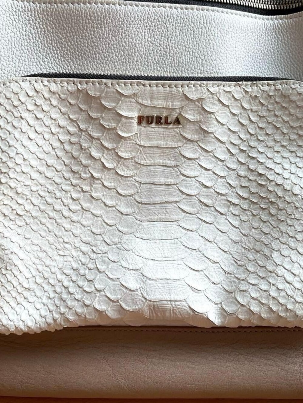 NWOT Furla FRIDA calf Leather Satchel, Dust Bag, Msrp $548 MINT - Picture 16 of 16